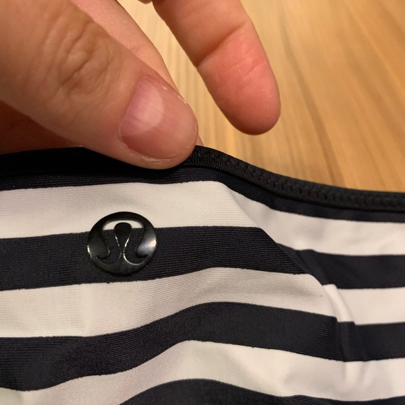 Lululemon surf to sand reversible bikini 6 - Picture 6 of 11